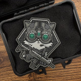 Нашивка шеврон Єнот Розвідник Raccoon PVC сіра Нашивка шеврон Єнот Розвідник Raccoon PVC сіра